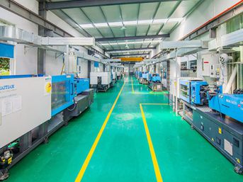 Atelier injecție plastic